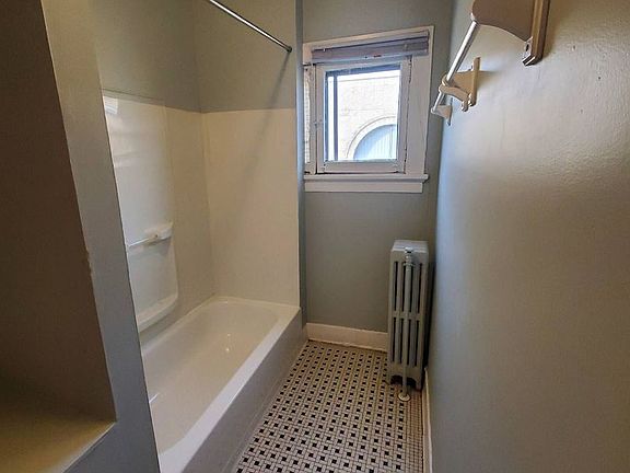 5th image of 4226 W Highland Blvd APT 6