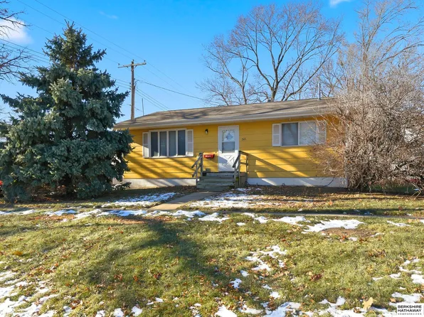 245 N Elm St, Wahoo, NE 68066