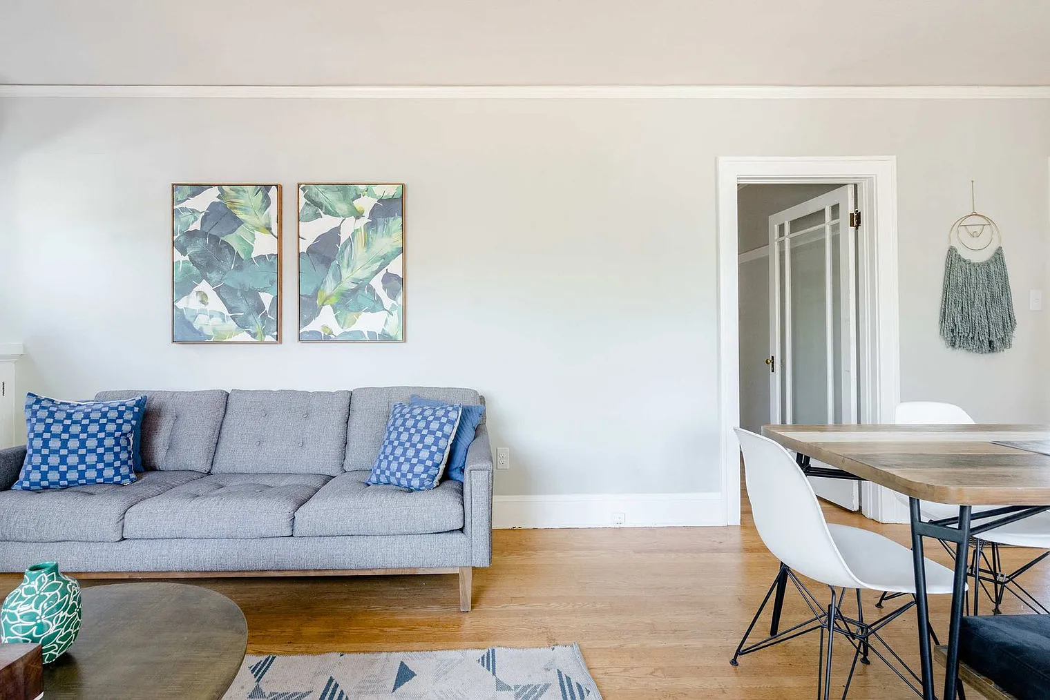2 bed, 1.0 bath, 990 sqft, $3,335 — Photo 2
