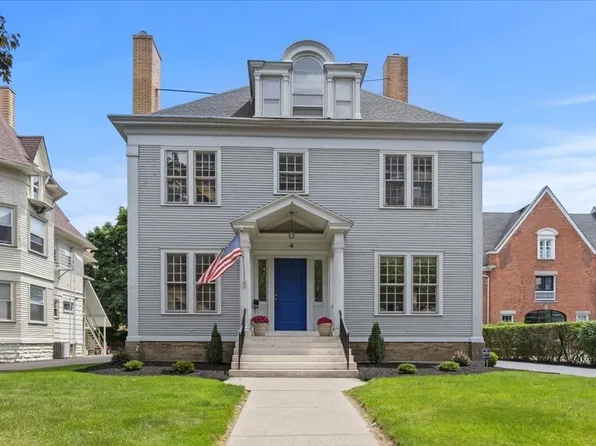 4 Strathallan Park #C, Rochester, NY 14607