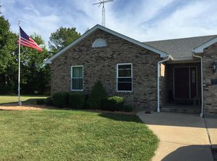 820 Olden Hill Way, Villa Ridge, MO 63089