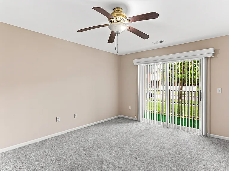47903 Cardiff Ave — Photo 5