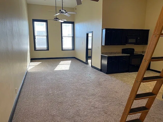 108 W Ashland Ave — Photo 3