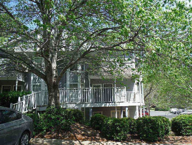 1st image of 6021 Treetop Ct