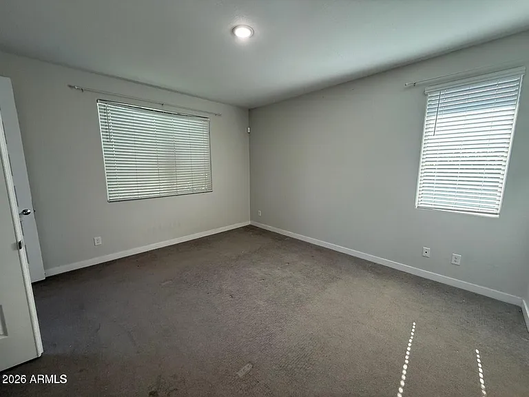 327 W Tamarack Dr — Photo 11