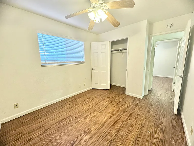 1154 Magnolia Ave — Photo 12