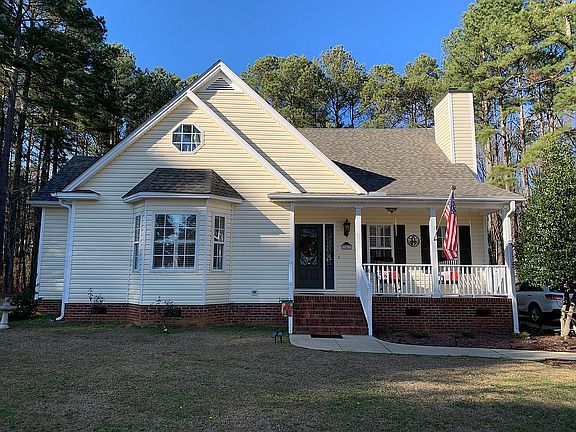 2nd image of 701 Pondview Ct