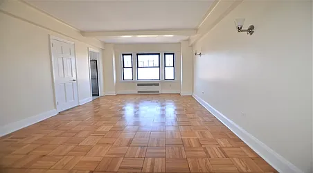 Rented by Manhattan Realty Group