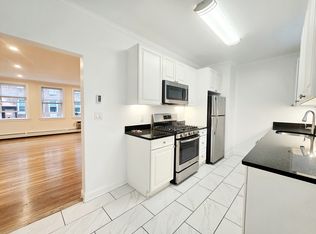 39 Auburn St APT 3, Brookline, MA 02446