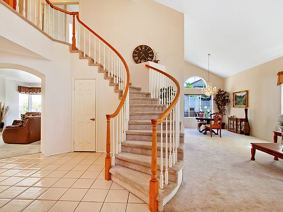 5th image of 40715 Mountain Pride Dr