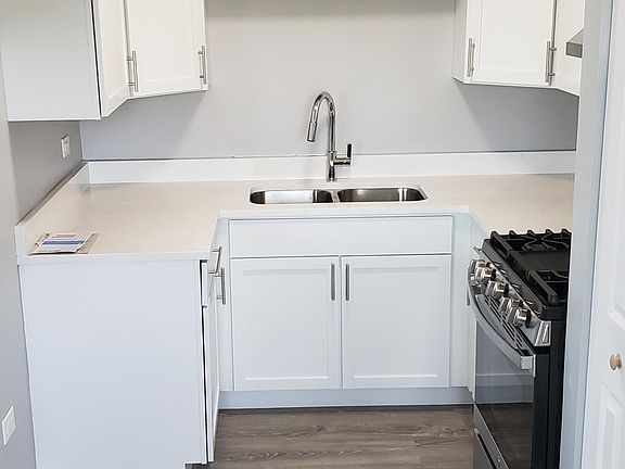 2nd image of 2140 Kenilworth Ave APT 304