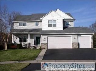 403 Creekwood Cir N, Champlin, MN 55316