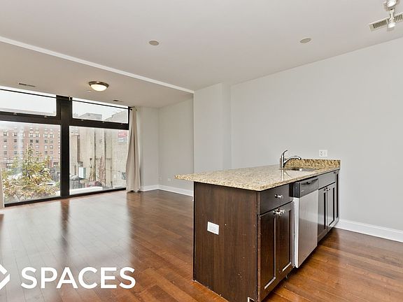 3rd image of 1464 S Michigan Ave APT 205A