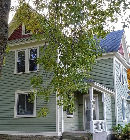 202 Union St — Photo 3