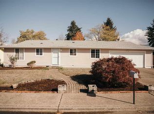 675 W Airway Rd, Lebanon, OR 97355