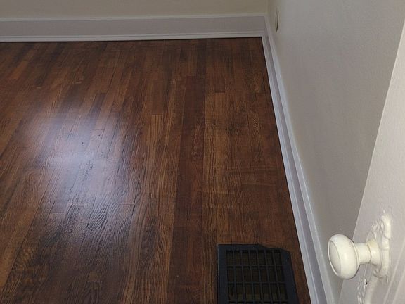 5th image of 462 Watervliet Ave APT 1