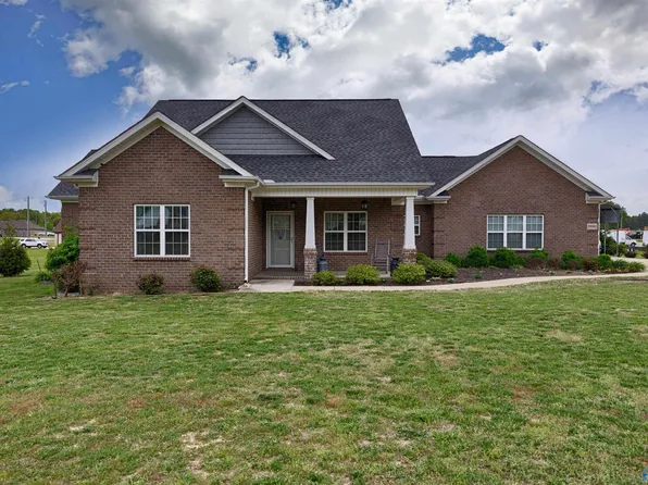 29961 Purtle Ln, Ardmore, AL 35739