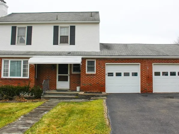 203 Pierce Ave, Endwell, NY 13760