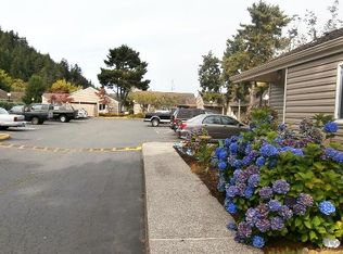 1595 Hawthorne Ave #18241175, Reedsport, OR 97467