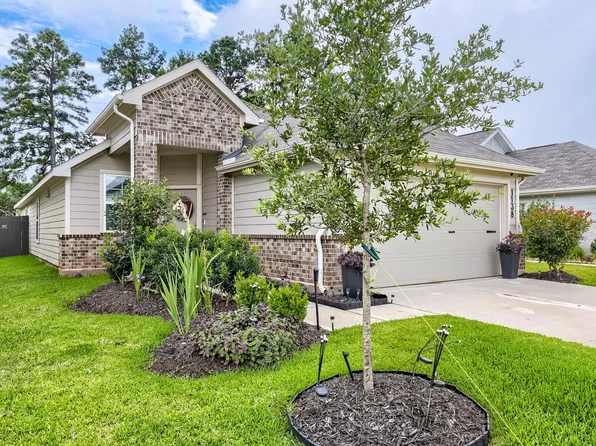 1138 Kinsey Wilderness Ln, Conroe, TX 77301