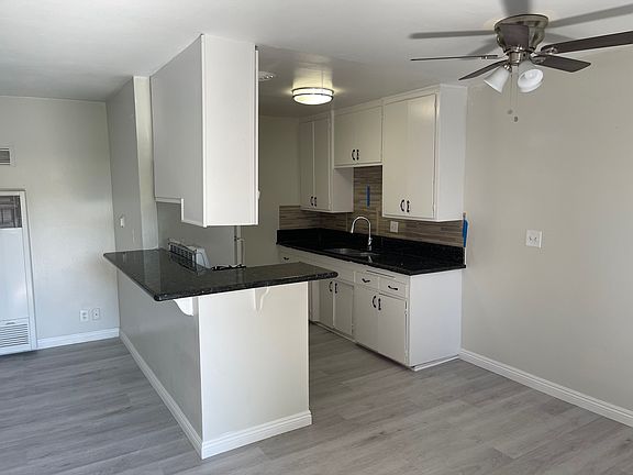 5th image of 323 W 11th St #11156715