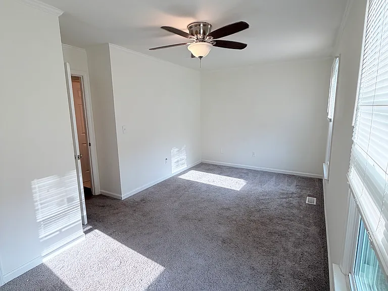 3509 East Ave — Photo 11