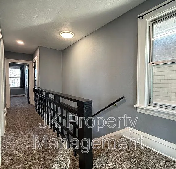 1512 3rd Ave N — Photo 28