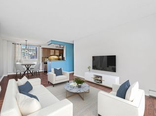 1706 11th Ave SW #303, Calgary, AB T3C0N4