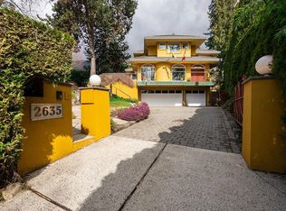 2635 Rosebery Ave, West Vancouver, BC V7V 3A3