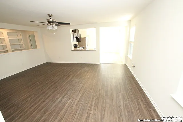 3 bed, 2.0 bath, 1571 sqft, $1,500 — Photo 4