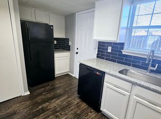 4002 & 4004 W Pioneer Dr #121, Irving, TX 75061