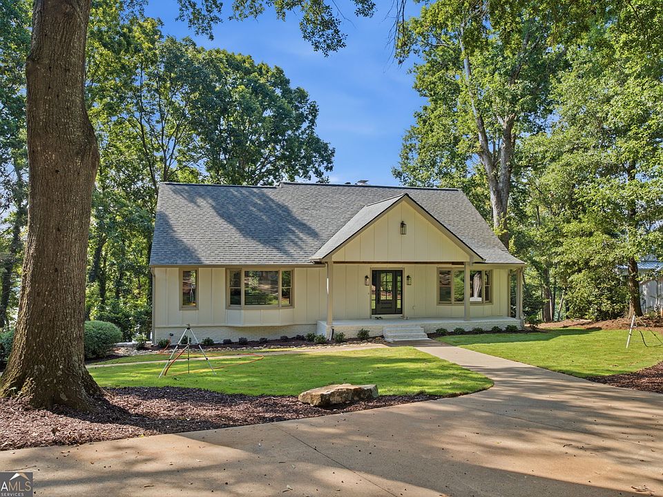 1st image of 2585 Bridgewater Cir