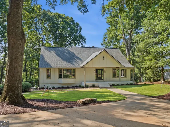 2585 Bridgewater Cir, Gainesville, GA 30506
