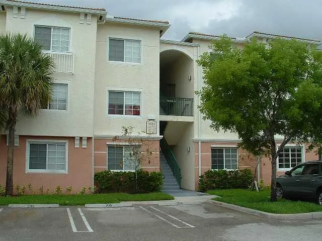 9901 Baywinds Dr #3107 — Photo 2