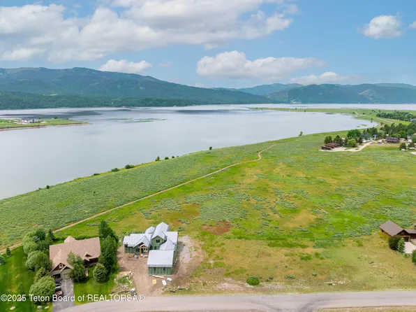 41 Aster Loop, Alpine, WY 83128