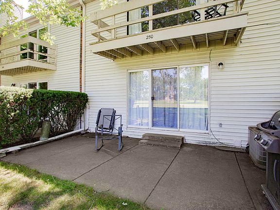 4th image of 250 W Wimbolton Dr