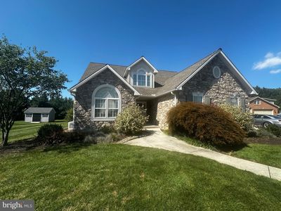 393 Alison Ave, Mechanicsburg, PA, 17055