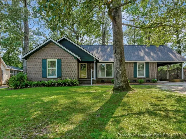 3710 Berkley Ln, Lumberton, NC 28360
