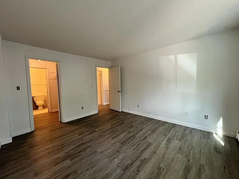 255 Elmwood Ave #205 — Photo 11