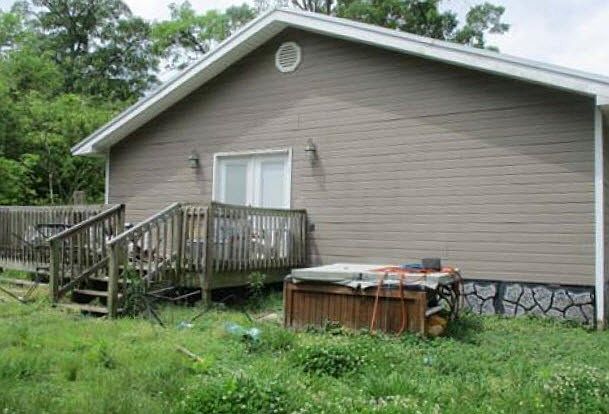 2nd image of 108 Stadium Ave