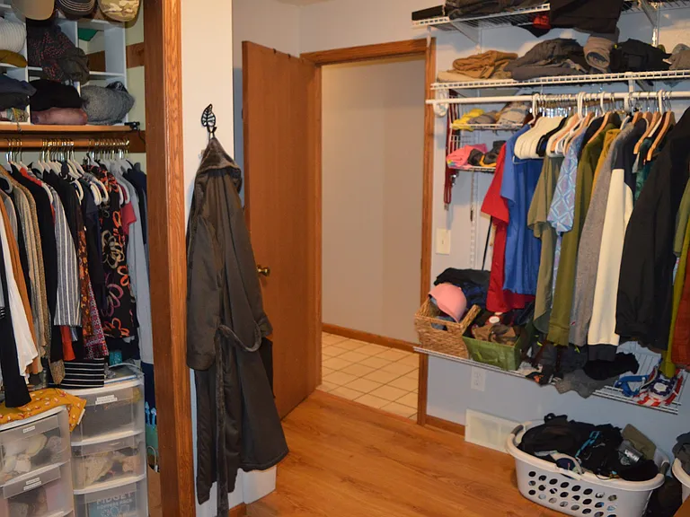 1676 Silverado Dr — Photo 32