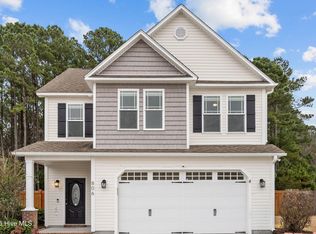 806 Fort Sumter Way, Swansboro, NC 28584