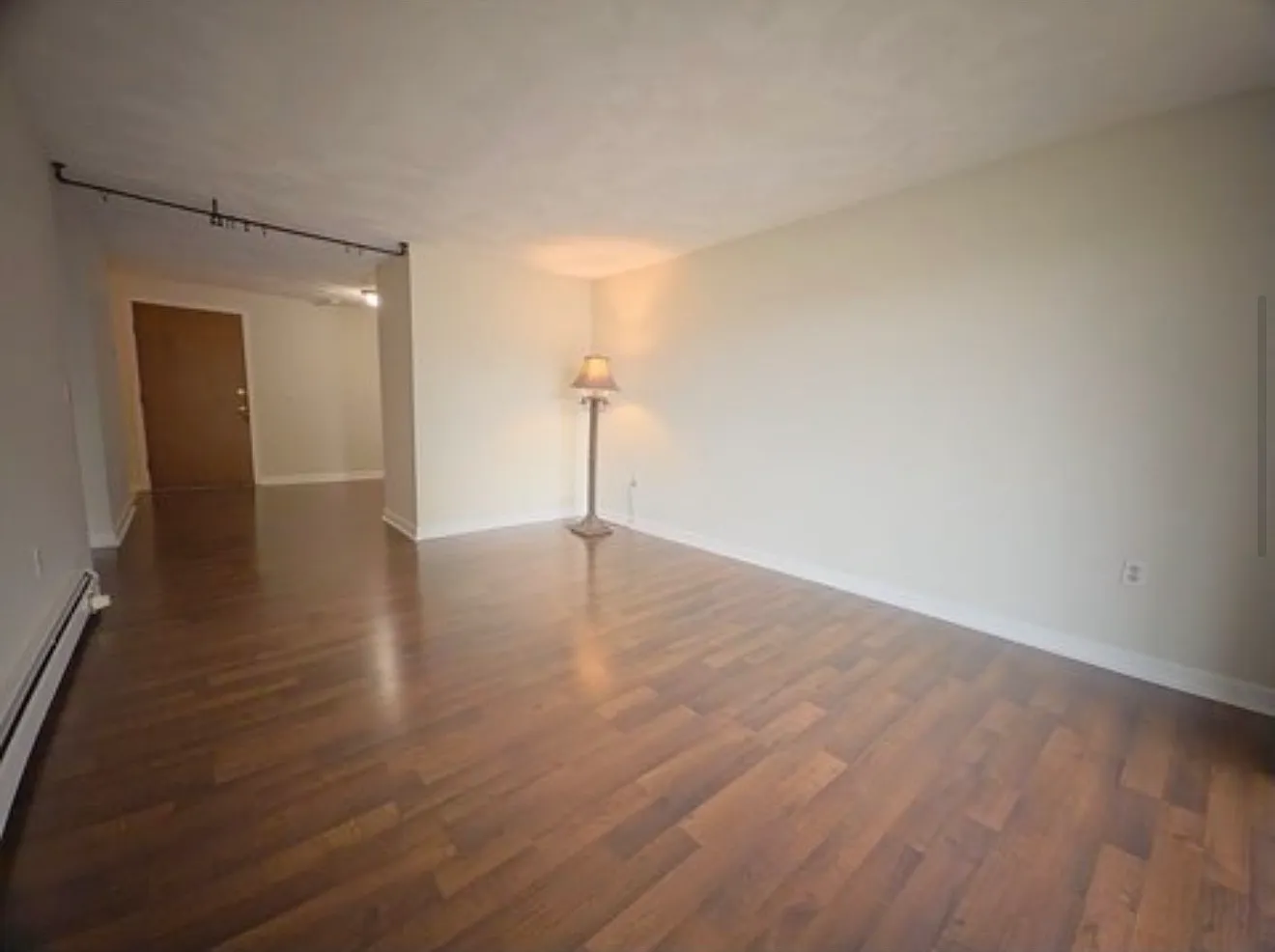 1 bed, 624 sqft, $1,900 — Photo 3