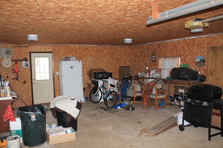 1st image of 3860 Lee Ave