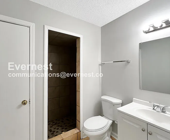 7275 Cedardale Rd — Photo 9