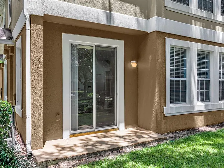 740 Ashworth Overlook Dr #B — Photo 29