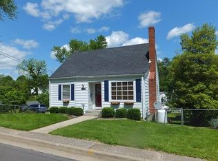 209 N Queen St, Mount Sterling, KY 40353