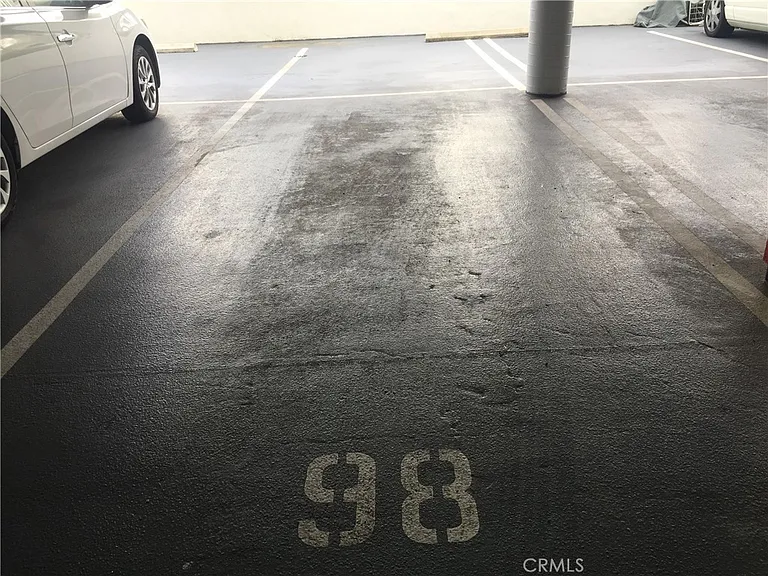 620 The Vlg #107 — Photo 25