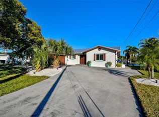 4716 Arlington Rd, Palmetto, FL 34221