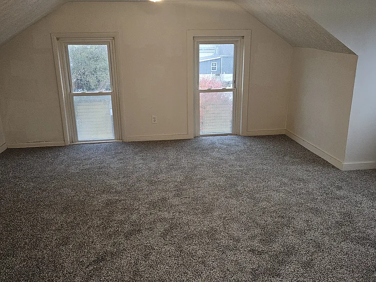 512 Main St #3 — Photo 6